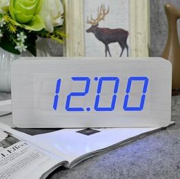 Wooden alarm clock (Color: C4)